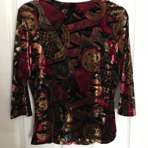 Retro, deep neck velour top - Picture 7 of 7